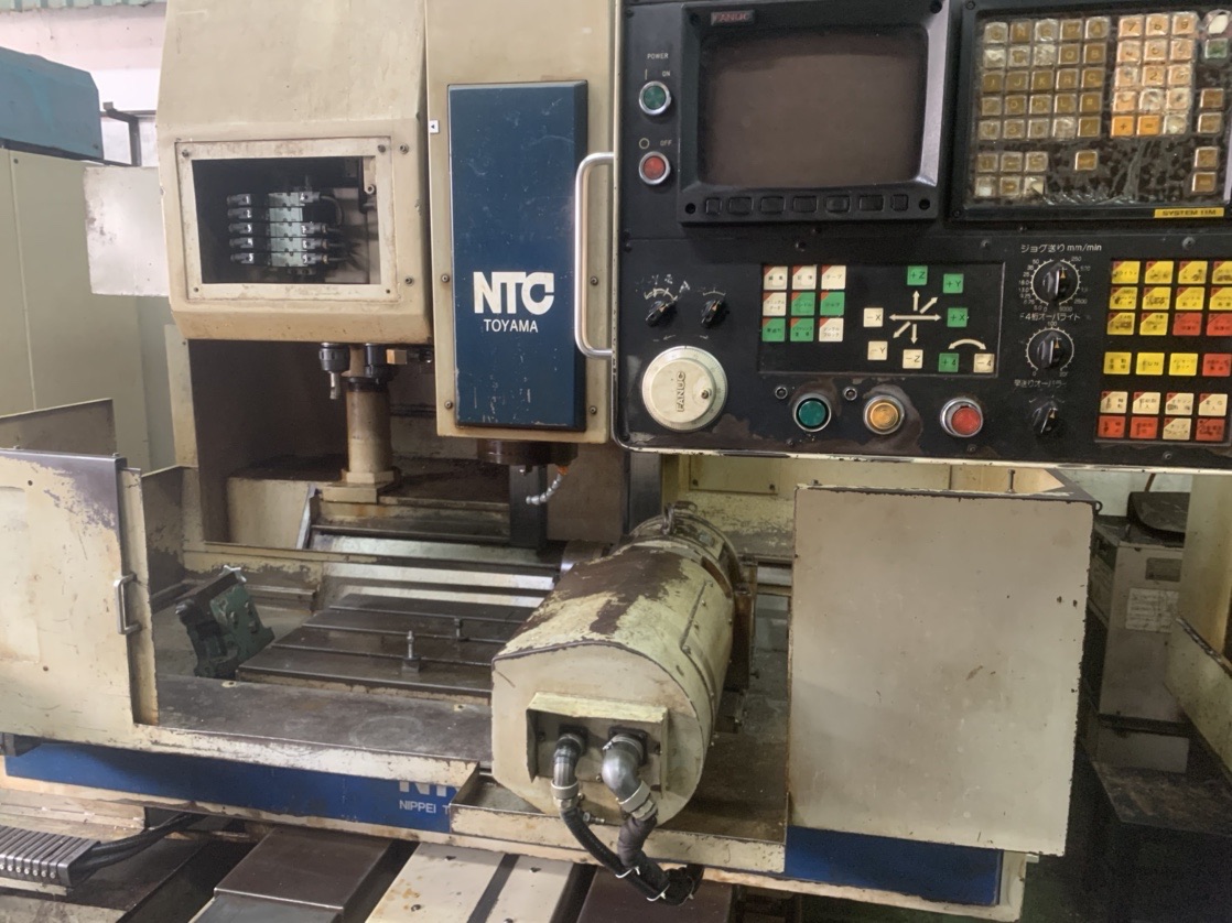 CNC lathe machine 4.jpg